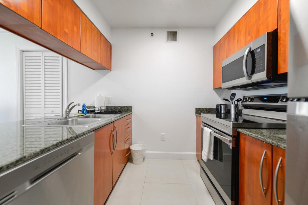 Gorgeous Apartment In Brickell Маямі Екстер'єр фото